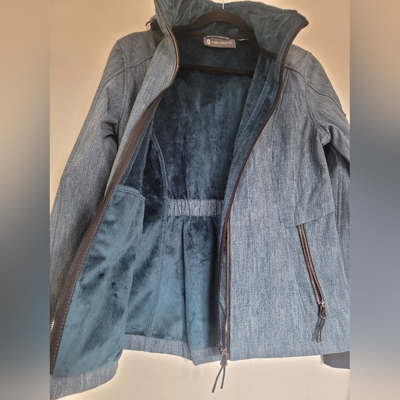 NWT Free Country Teal Aeris Super Softshell Jacket Size S - Picture 12 of 16